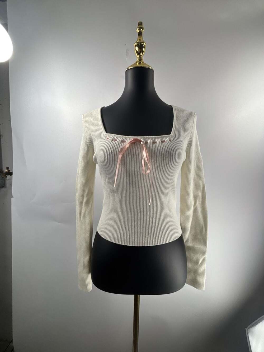 Willow & Wind Ribbed Long Sleeve Square Neck Top with Ribbon Detail
